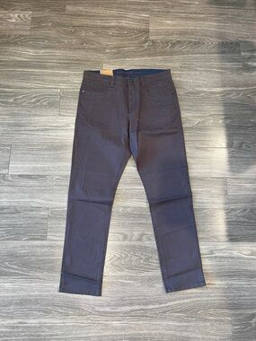 Original Weatherproof Vintage Men's Slim Straight Brush Twill Pants.
